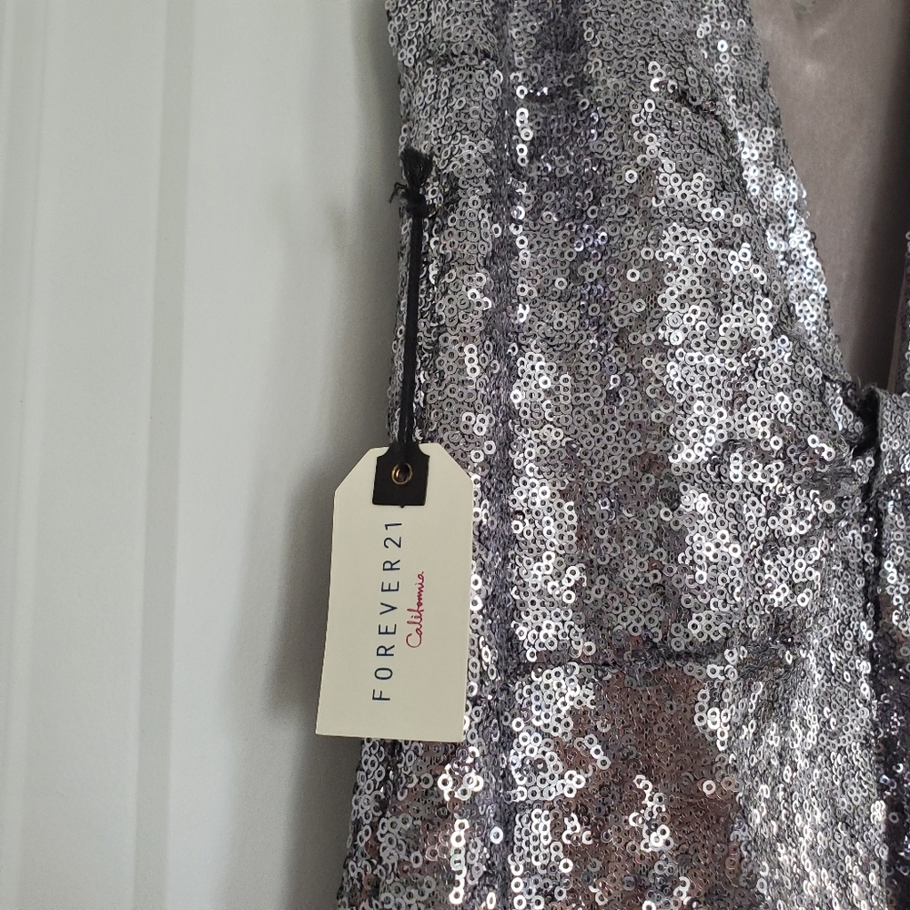 Forever 21 Silver Sequin Dress with Bow Back - Picture 7 of 8